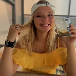 Meet your Posher, Athena